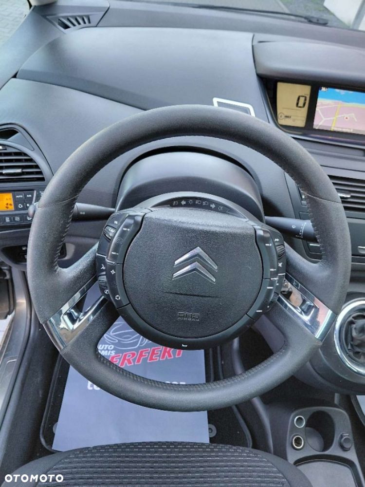Citroën C4 Picasso - 11