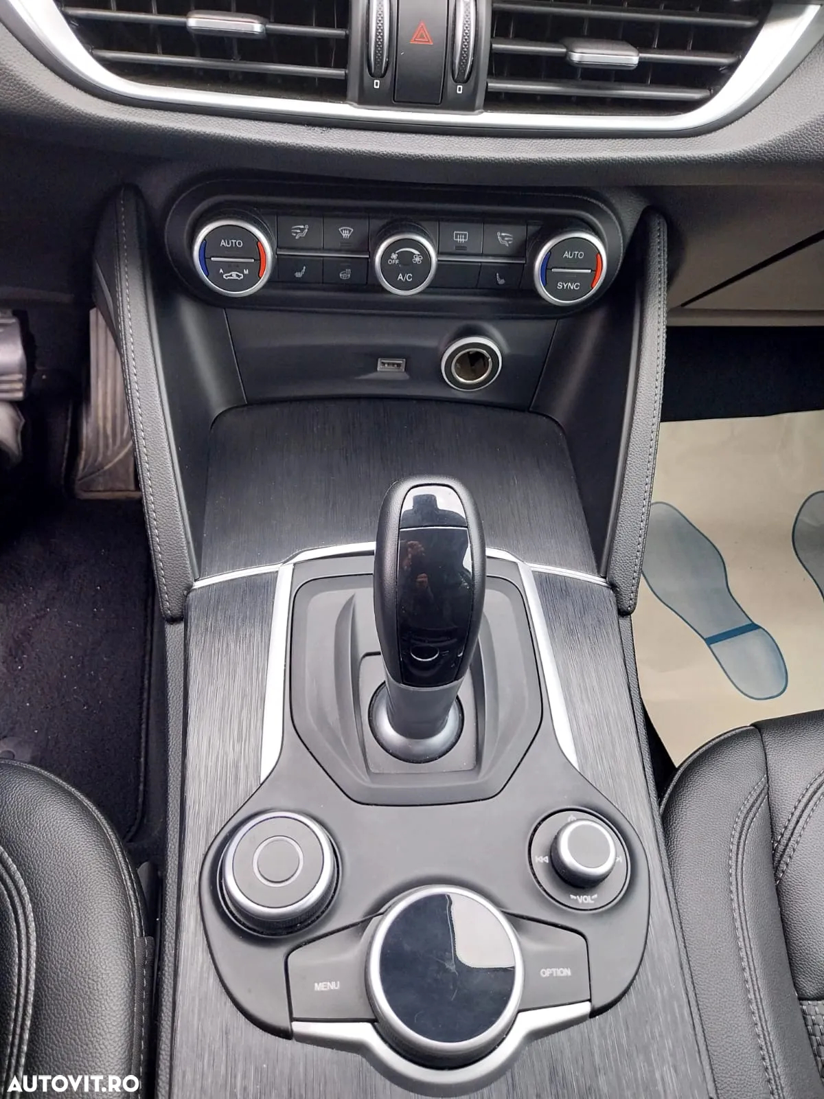Alfa Romeo Stelvio - 6