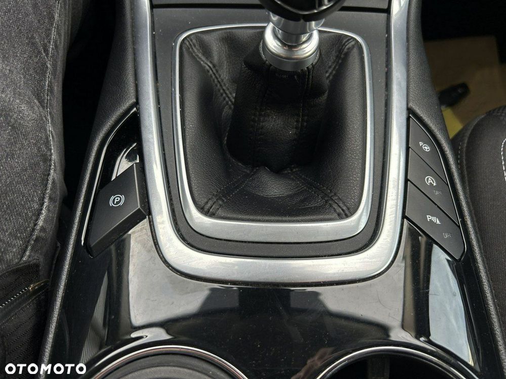 Ford S-Max 1.5 Eco Boost Start-Stopp TITANIUM - 10