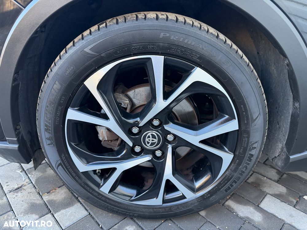 Toyota C-HR 1.8 HSD 122 CP 4x2 CVT C-ult Style - 12
