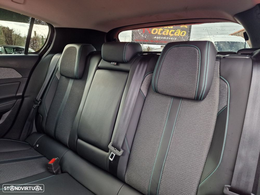 Peugeot 308 1.2 PureTech Allure Pack EAT8 - 12