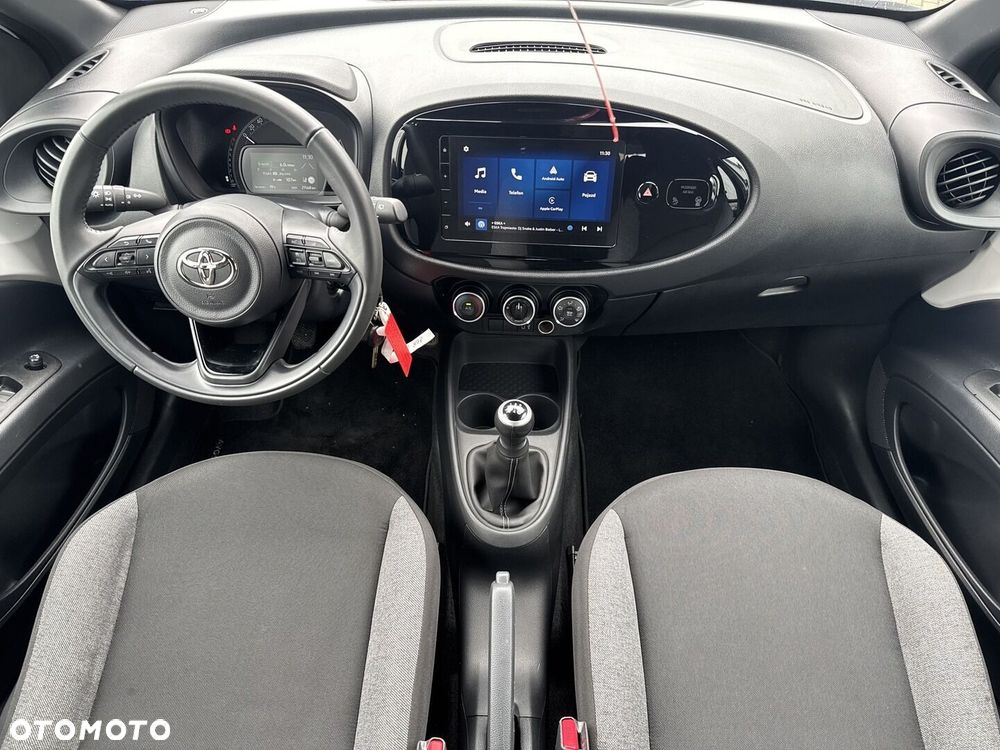 Toyota Aygo X - 11