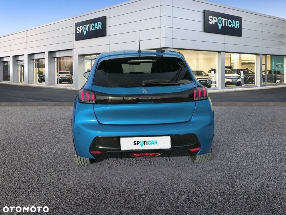 Peugeot 208 - 6