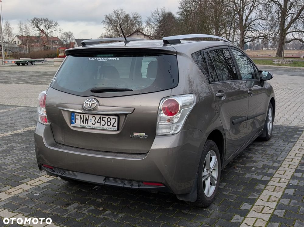 Toyota Verso 1.8 Premium 7os EU6 - 5