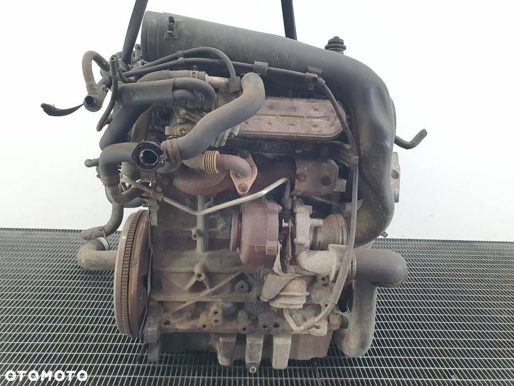SILNIK KOMPLETNY BKP 2.0 TDI 140 VW PASSAT B6 - 4