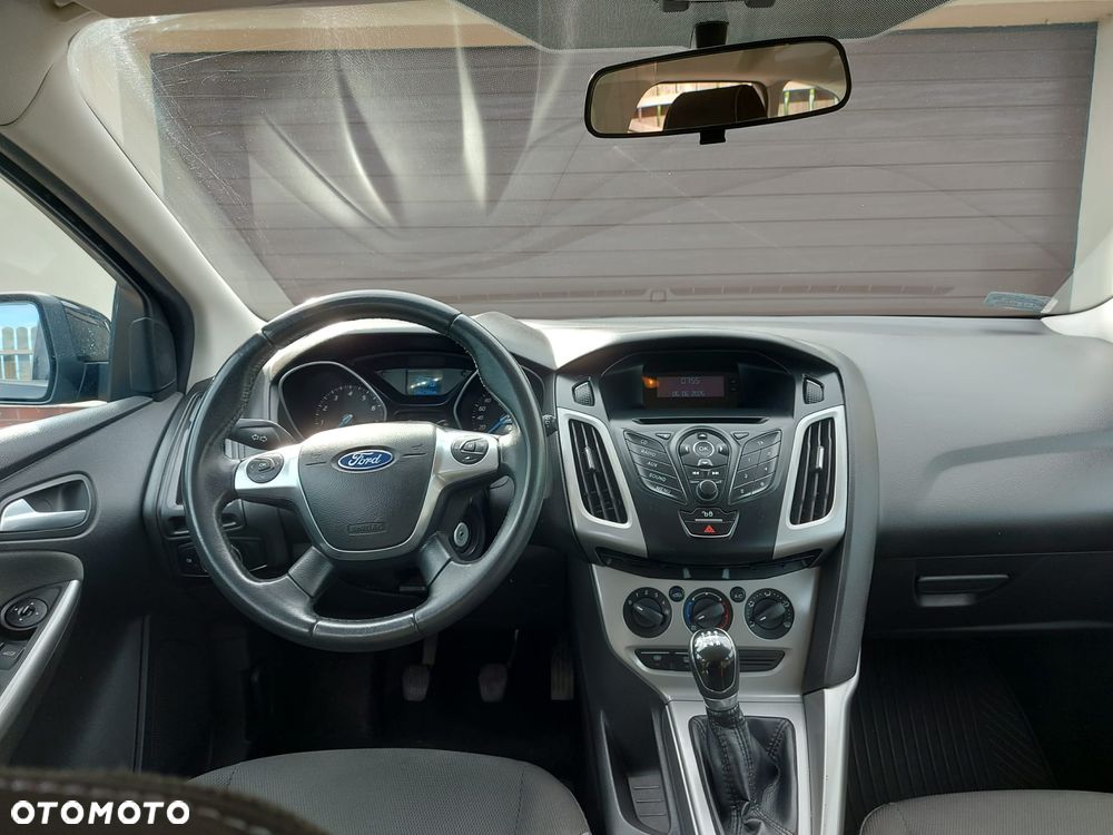Ford Focus 1.6 Trend - 11