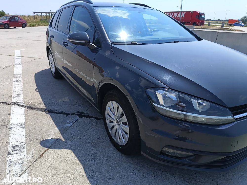 Volkswagen Golf 1.6 TDI Comfortline - 3