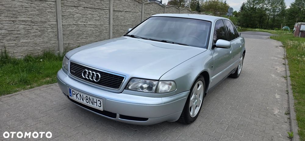 Audi A8 - 2