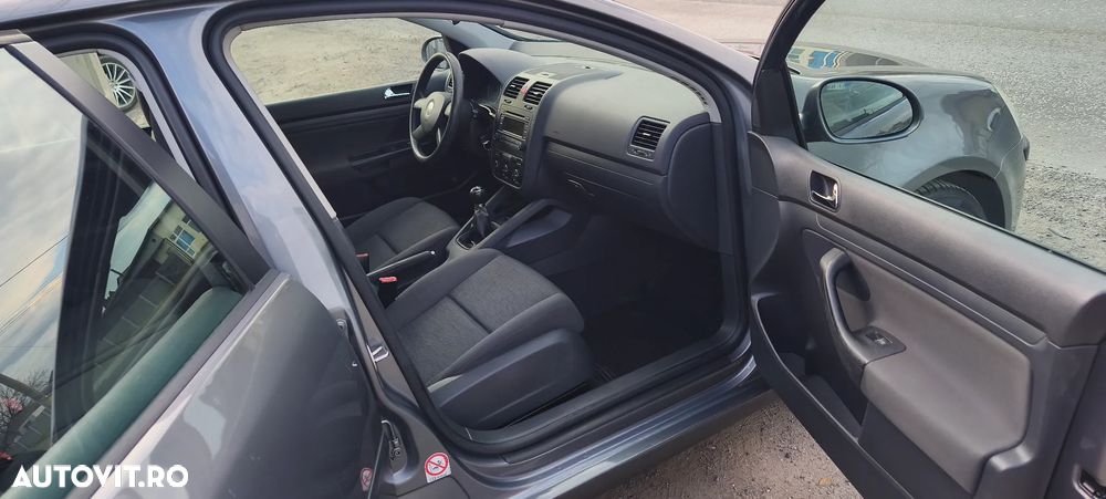 Volkswagen Golf 1.9 TDI Comfortline - 6