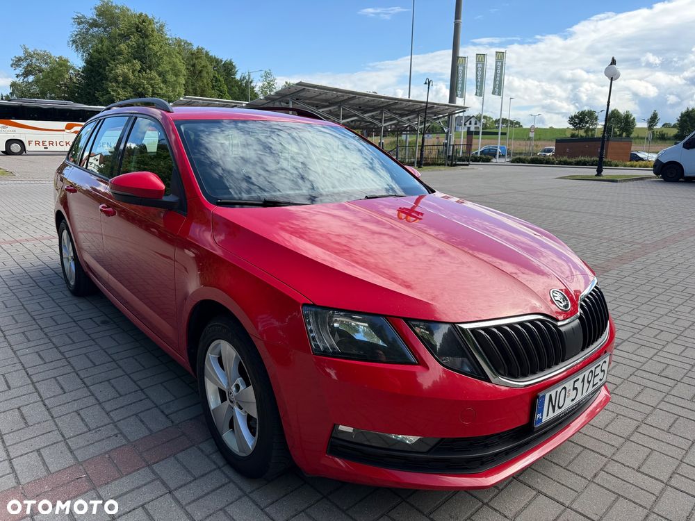 Skoda Octavia 1.6 TDI DSG Ambition - 2