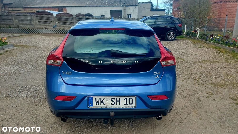 Volvo V40 D4 Momentum - 15