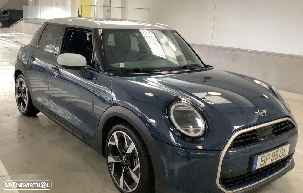 MINI 5 Portas Cooper Auto - 1