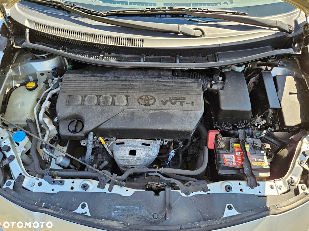 Toyota Auris 1.33 VVT-i Luna - 36