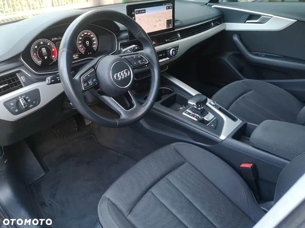 Audi A4 - 8