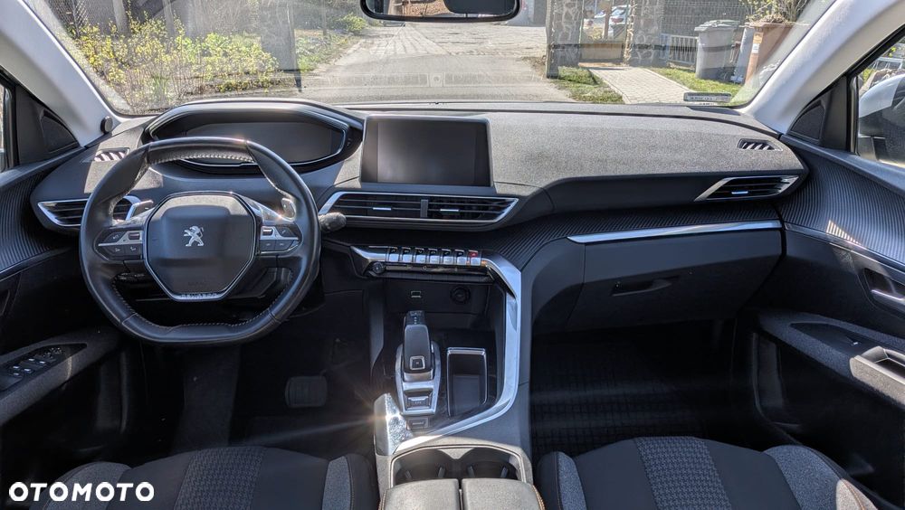 Peugeot 3008 1.5 BlueHDi Active S&S EAT8 - 11