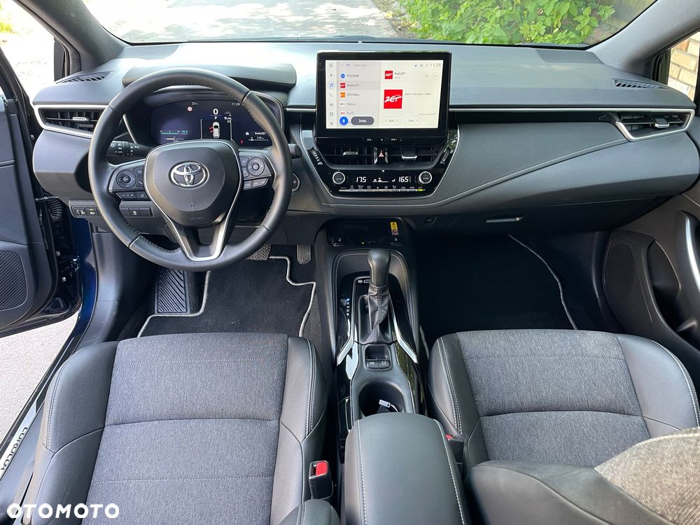 Toyota Corolla - 30