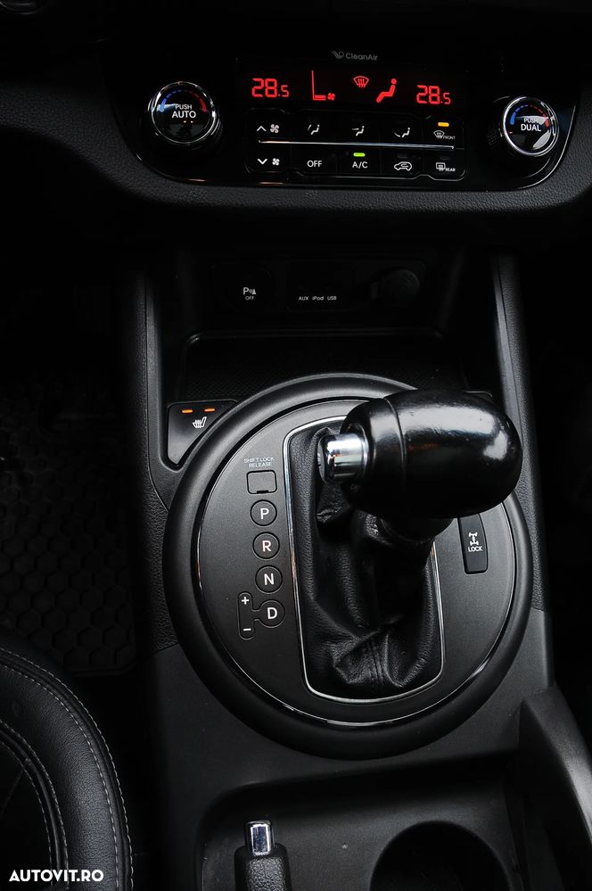 Kia Sportage 2.0 DSL HP 6AT 4x4 Style - 22