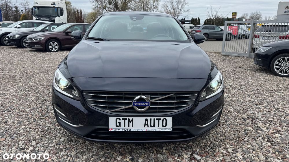 Volvo S60 D3 Geartronic Momentum - 25