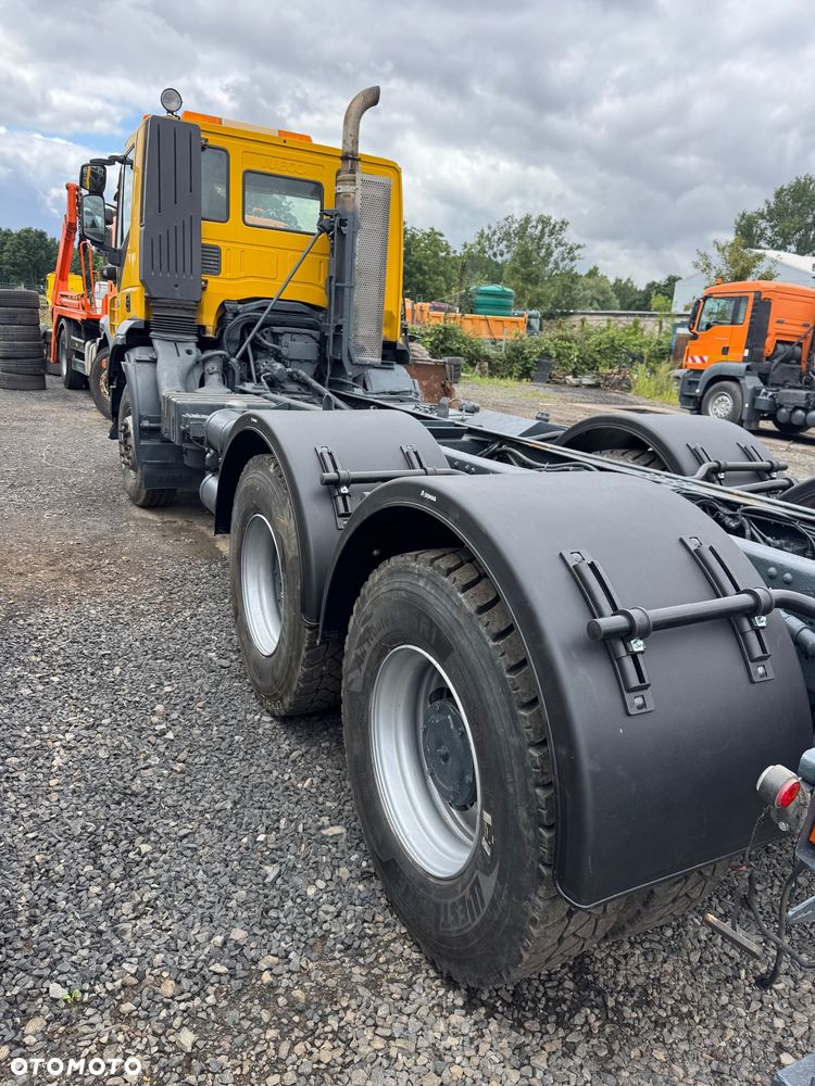 Iveco Trakker - 4