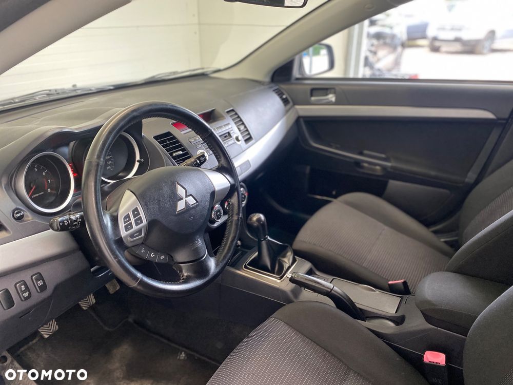Mitsubishi Lancer 1.6 ClearTec - 10