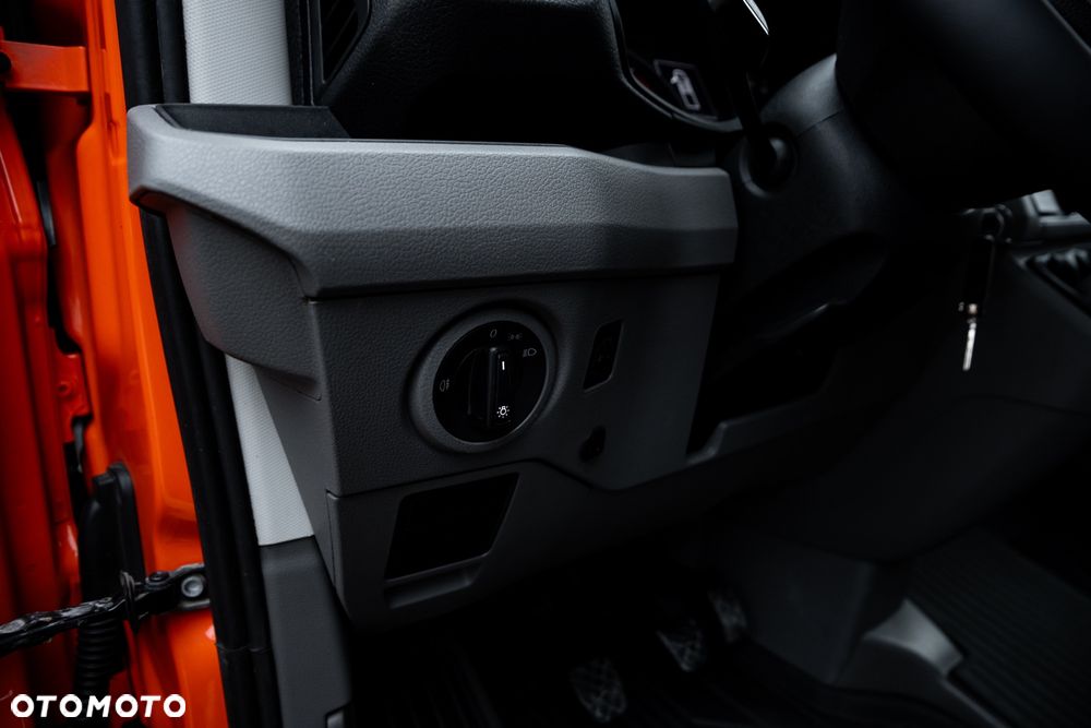 Volkswagen Crafter - 19