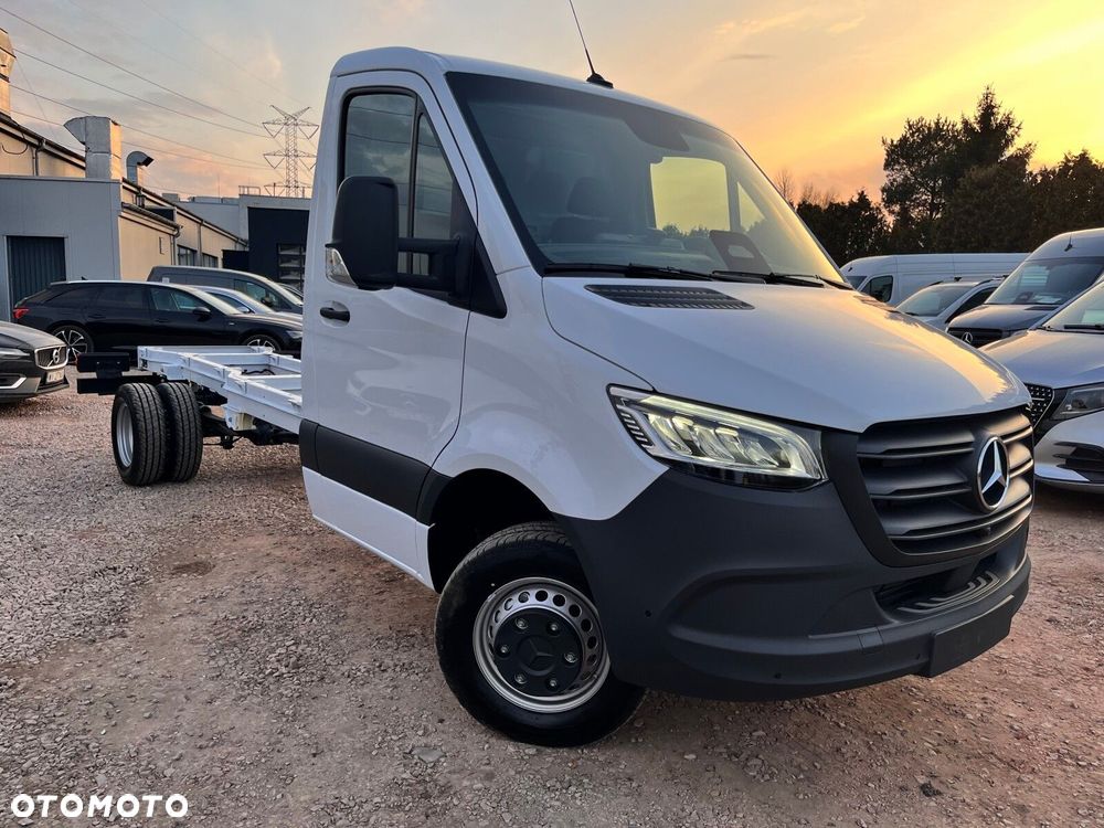 Mercedes-Benz Sprinter 517 CDI OM654 - 2