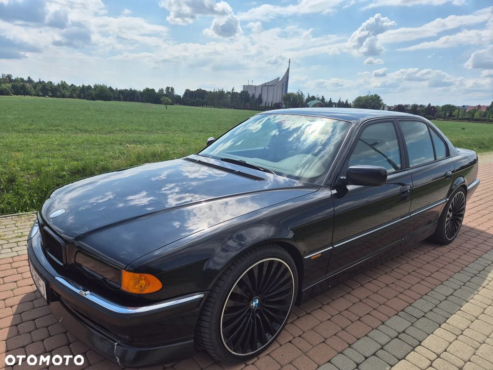 BMW Seria 7 - 3