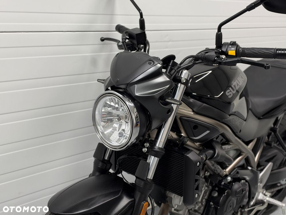 Suzuki SV - 26