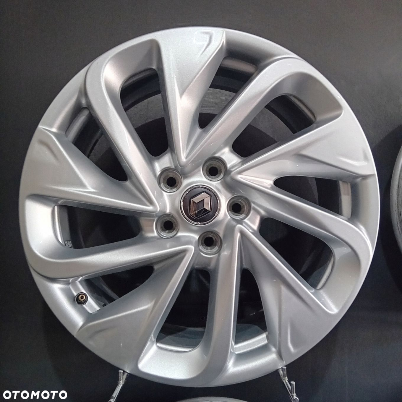 Felgi 18 5x114,3 Renault Talisman, Espace V, Laguna III F504672-43 - 5