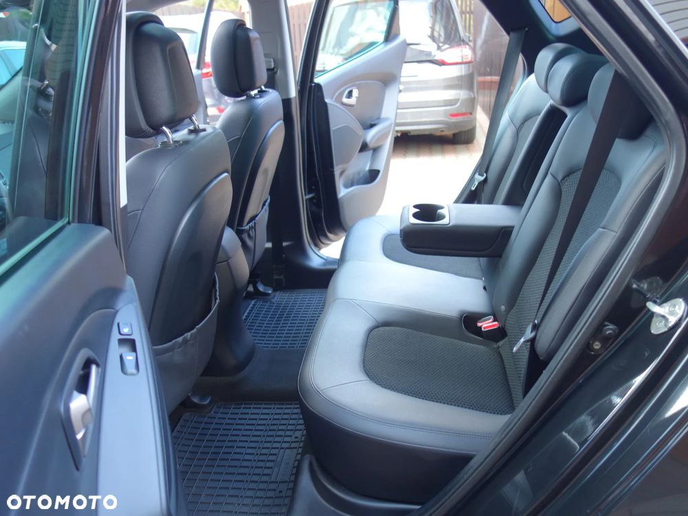 Hyundai ix35 2.0 2WD Style - 24