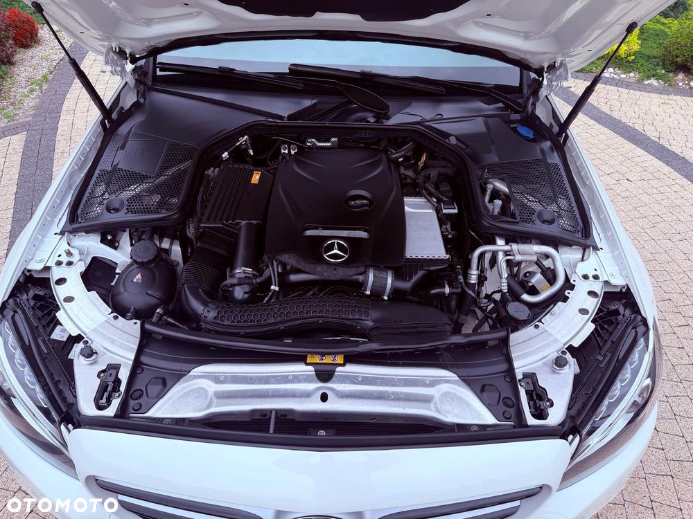Mercedes-Benz Klasa C 200 9G-TRONIC Exclusive - 18