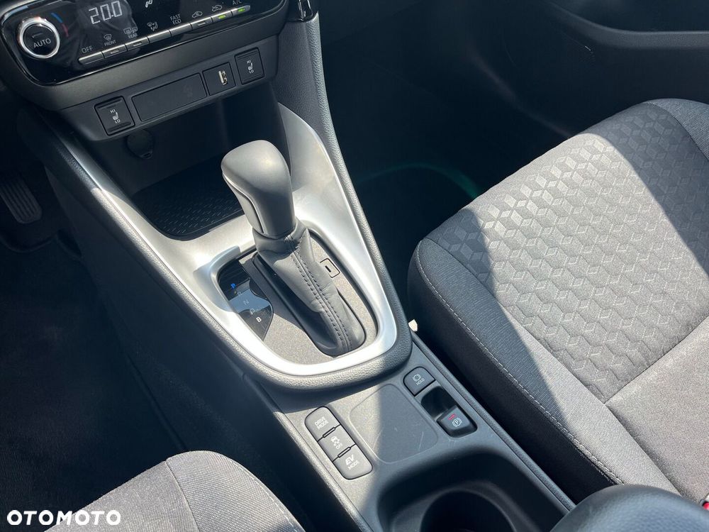 Toyota Yaris Hybrid 1.5 Comfort - 17