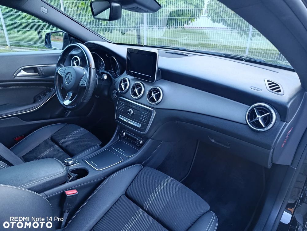 Mercedes-Benz CLA - 23