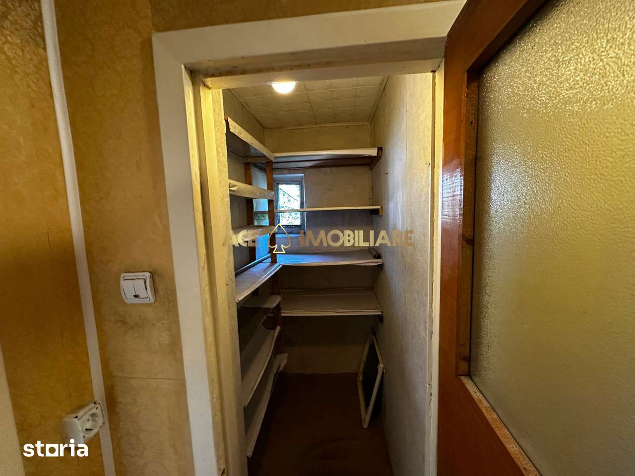Garsoniera de vanzare | Virtutii | Metrou | Necesita renovare | balcon - Imagine principală: 4/9