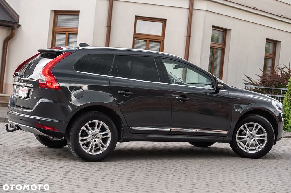 Volvo XC 60 D4 Geartronic Momentum - 13