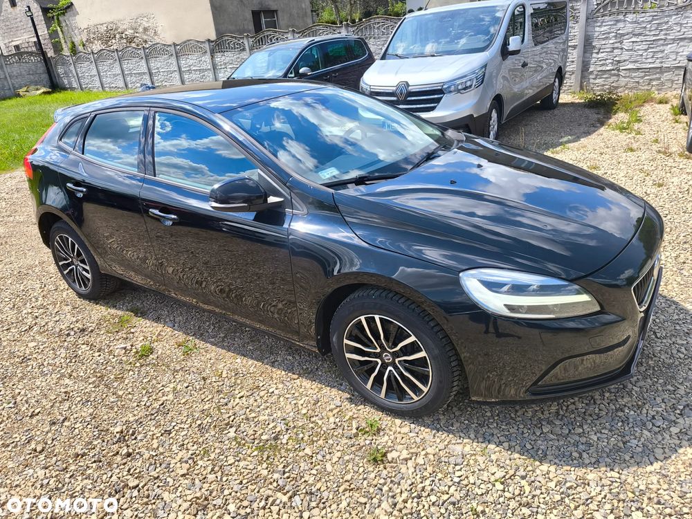 Volvo V40 - 16