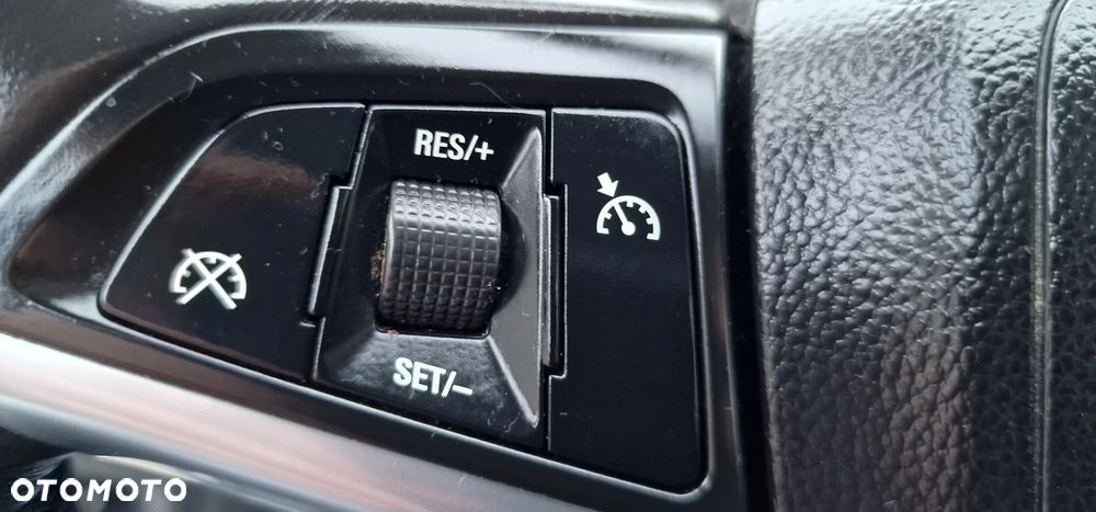 Opel Insignia 2.8 V6 Turbo 4x4 Cosmo - 23