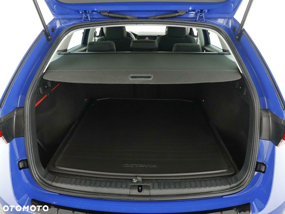Skoda Octavia 2.0 TDI Ambition DSG - 9