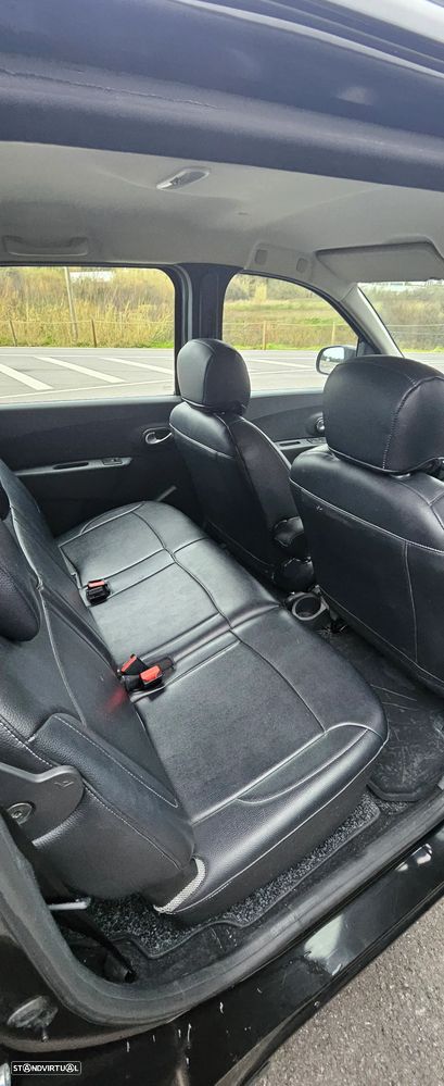Dacia Lodgy 1.5 Blue dCi Stepway 7L - 16