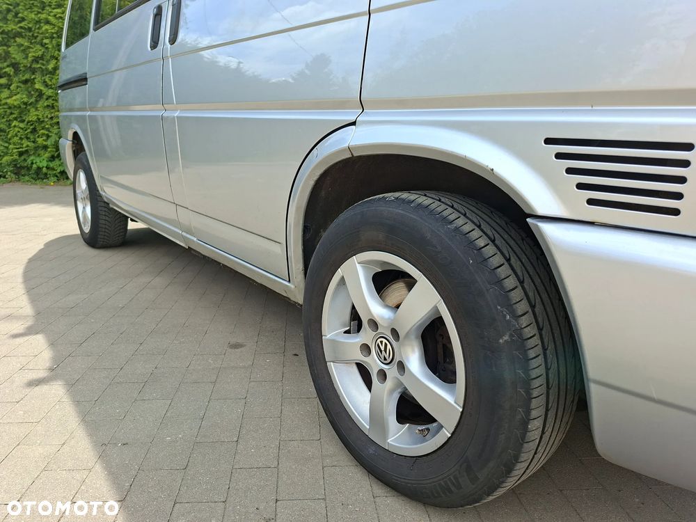 Volkswagen Multivan - 27