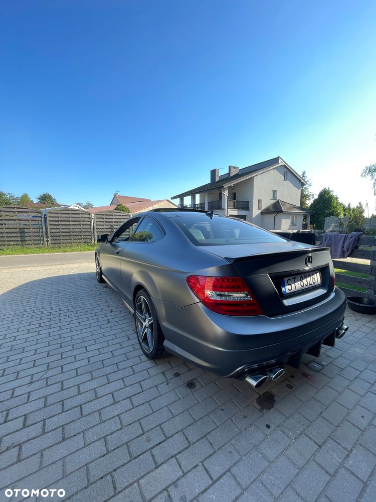 Mercedes-Benz Klasa C 350 Coupe BlueEFFICIENCY 7G-TRONIC Edition 1 - 6