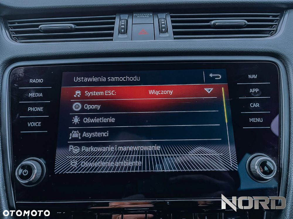 Skoda Octavia 2.0 TDI 4x4 DSG Style - 24