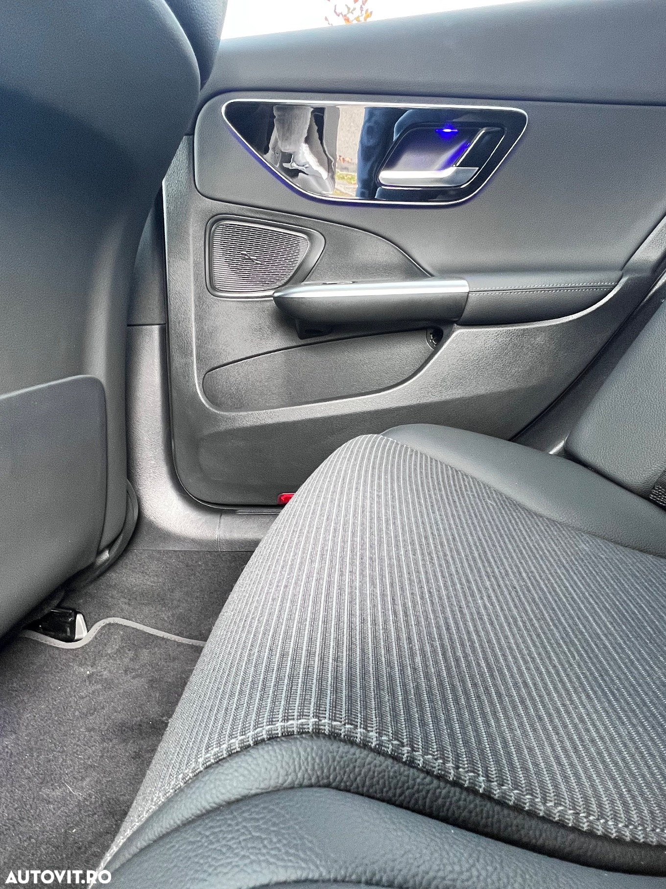 Mercedes-Benz C 220 d 9G-TRONIC 4Matic Avantgarde - 20