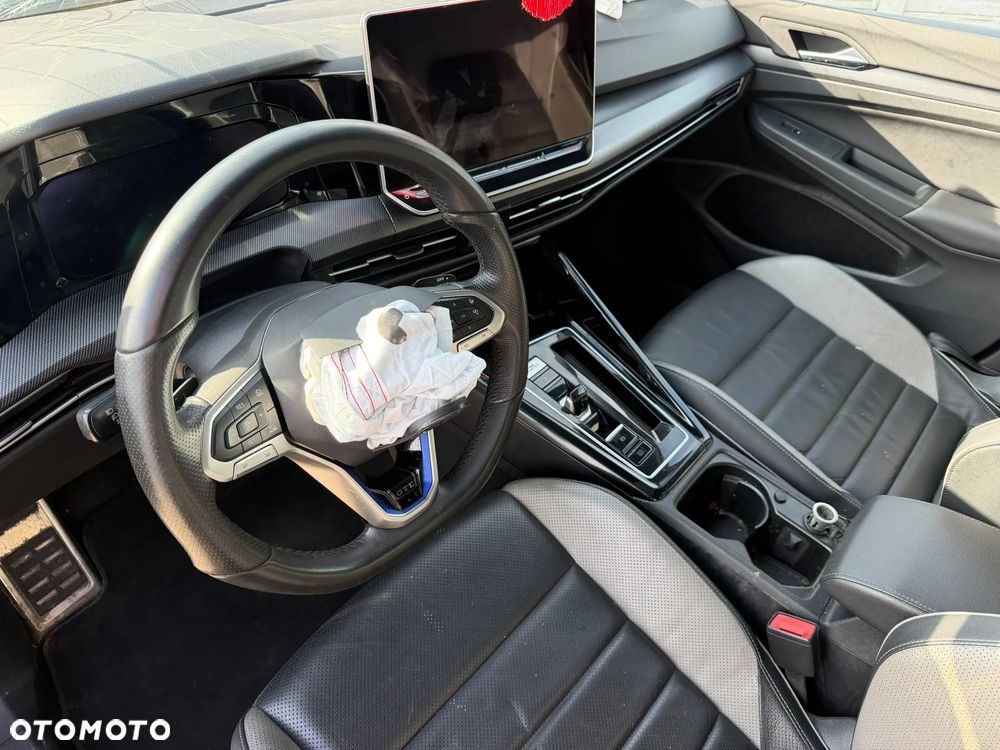 Volkswagen Golf 1.5 eHybrid OPF DSG GTE - 13