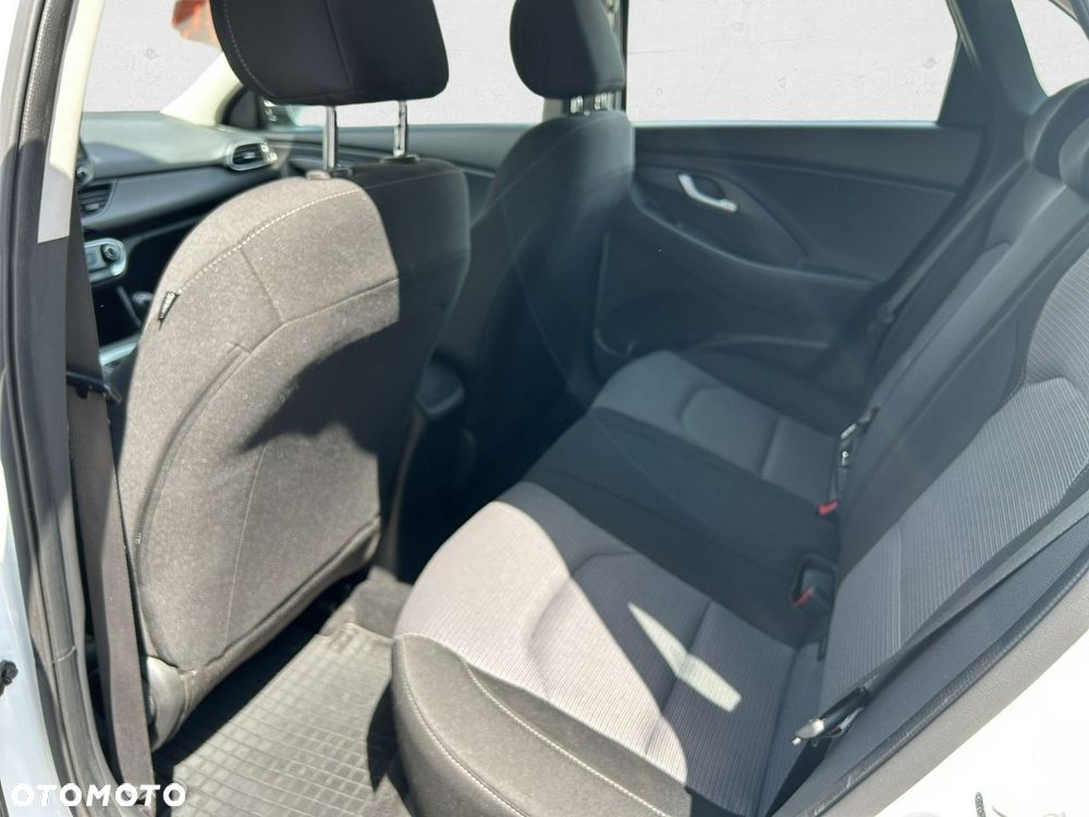 Hyundai i30 - 21