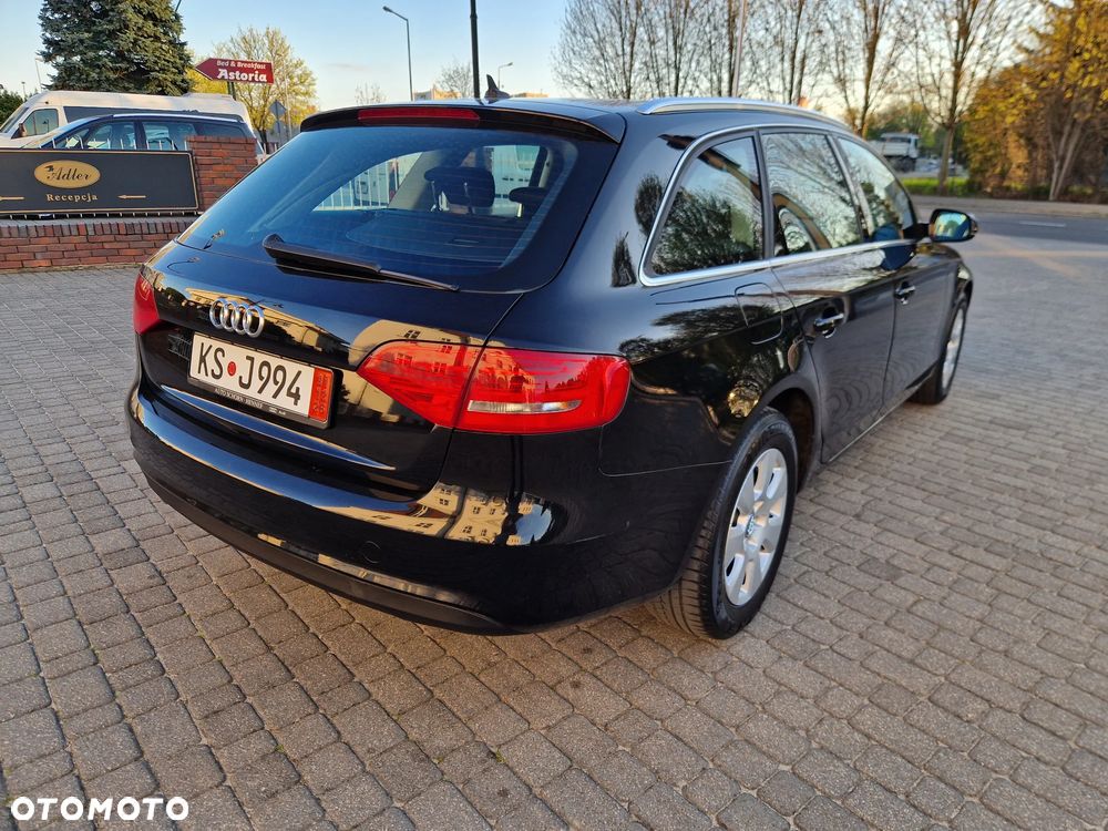 Audi A4 Avant 2.0 TDI DPF multitronic Attraction - 9
