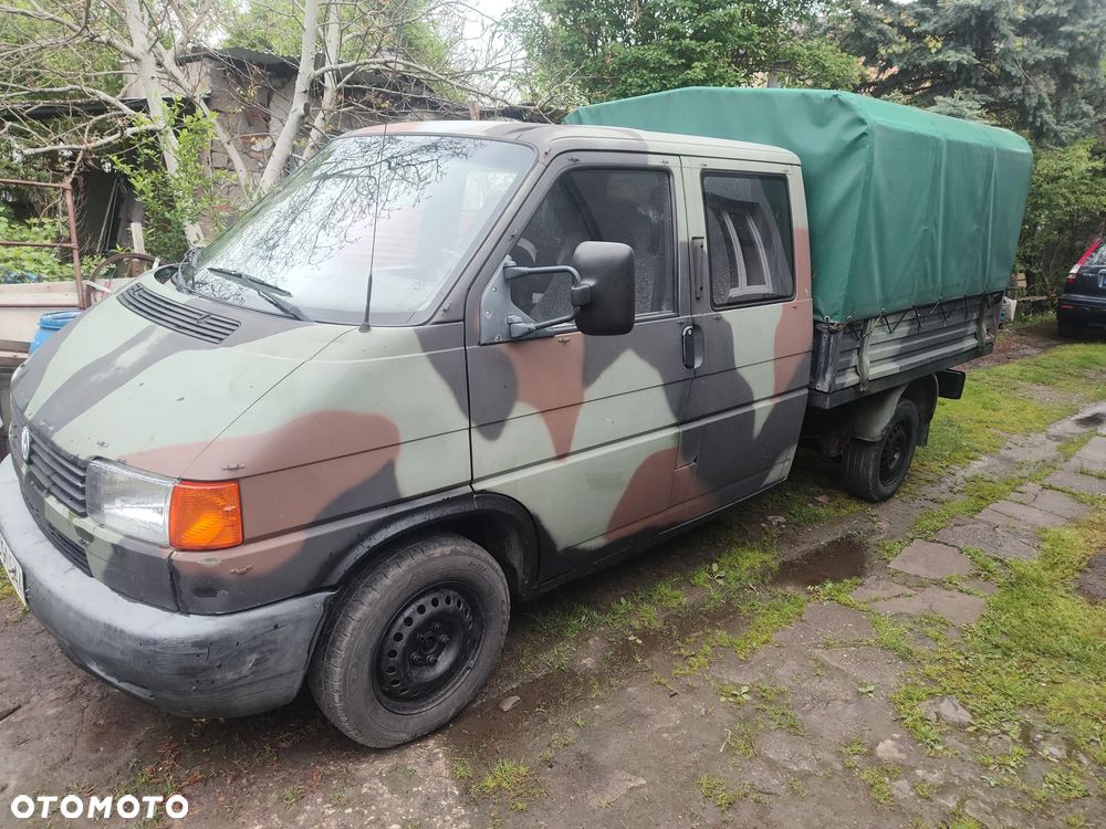 Volkswagen Transporter - 1