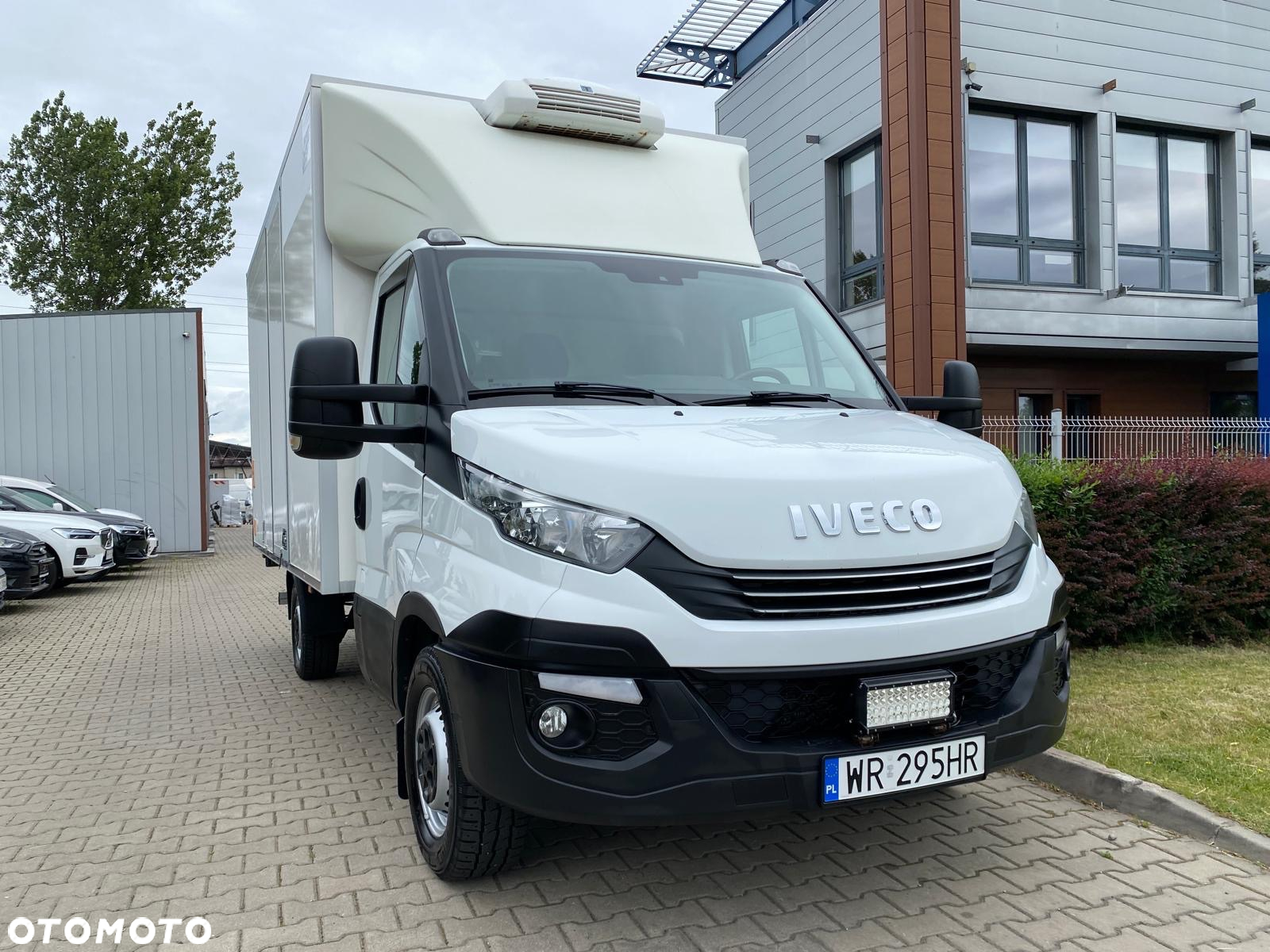 Iveco DAILY 36-160 HI-MATIC CHŁODNIA THERMO KING V300 WINDA ZEPRO - 6