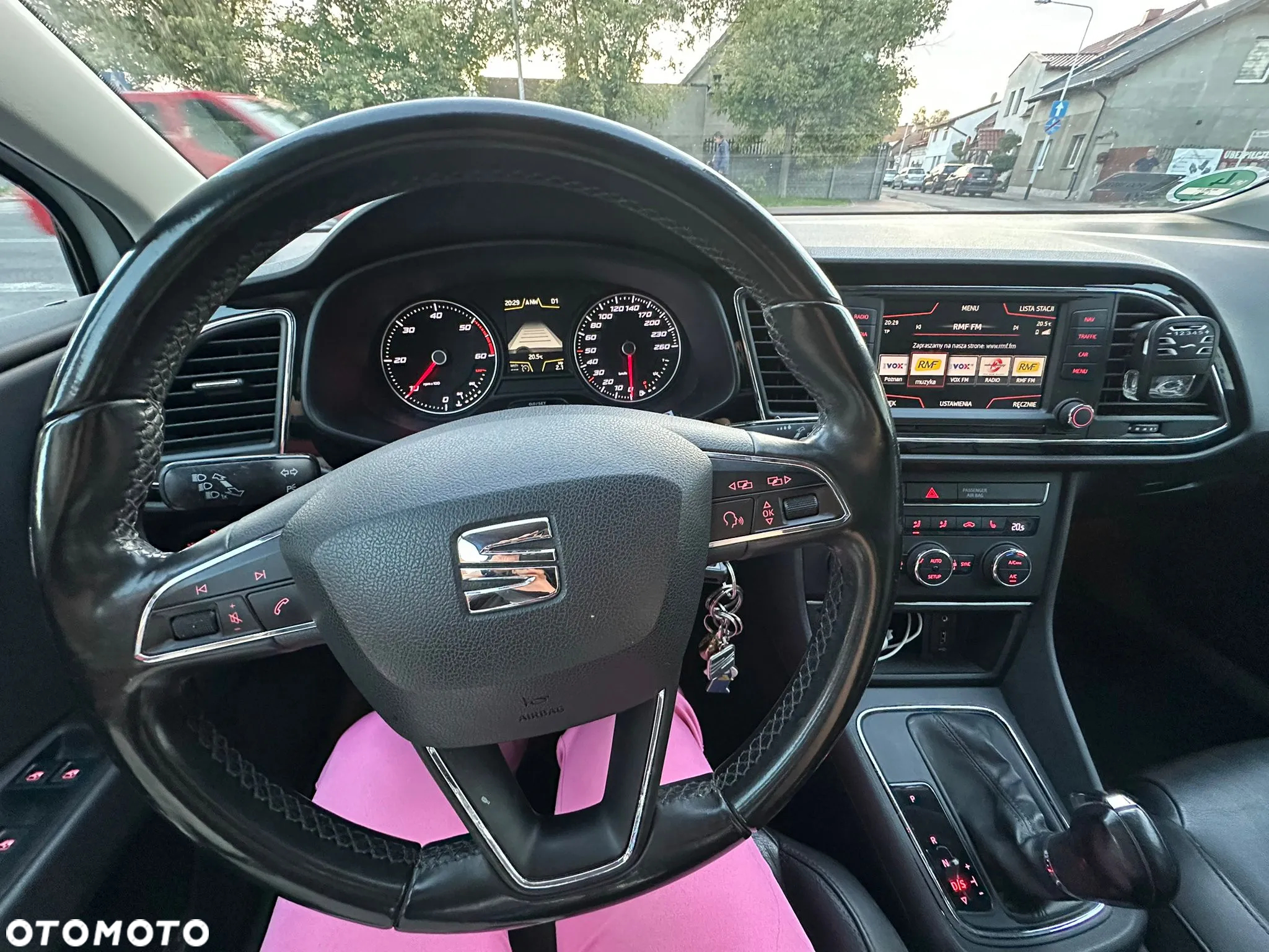 Seat Leon 2.0 TDI Style DSG - 10
