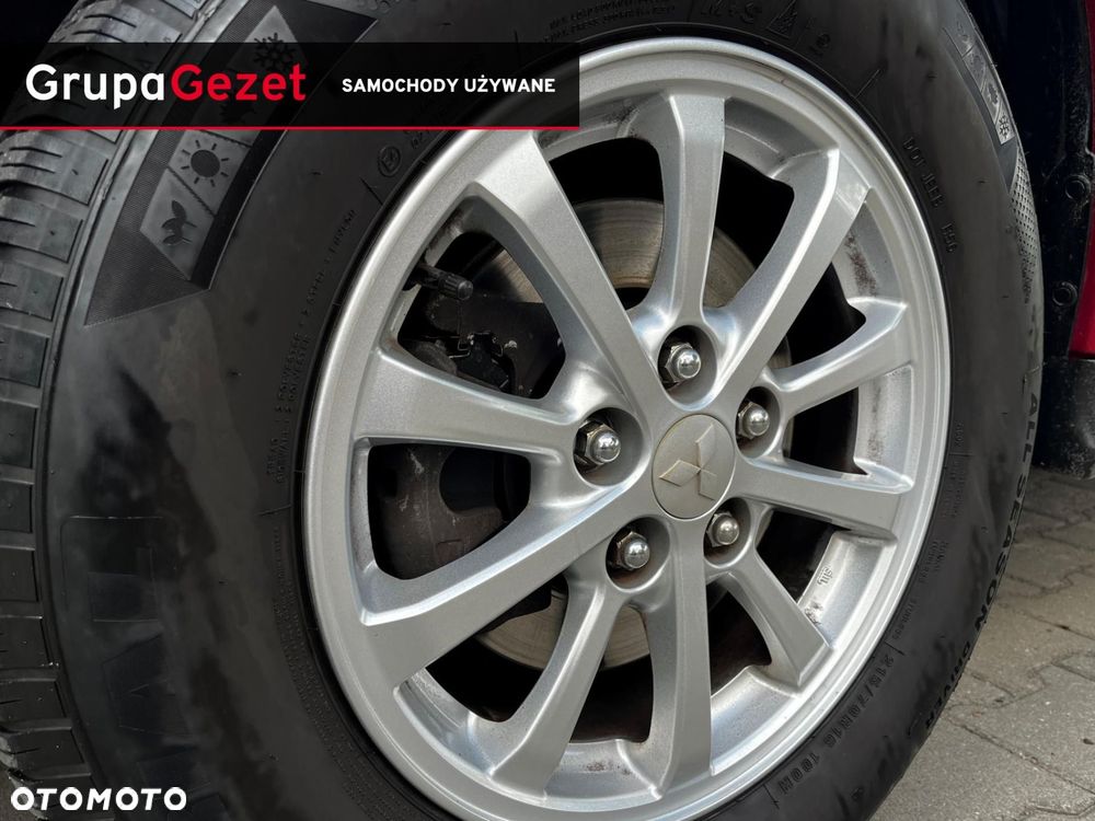 Mitsubishi ASX 1.6 Inform - 16